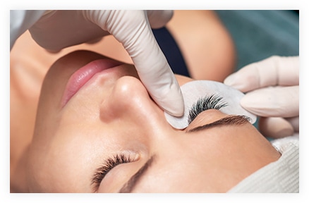 美容師免許を持つプロアイデザイナーが担当