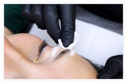 まつ毛や目元に負担の少ない施術